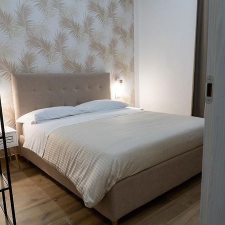 A Casa Di Edel Bed and Breakfast Napoli Eksteriør billede
