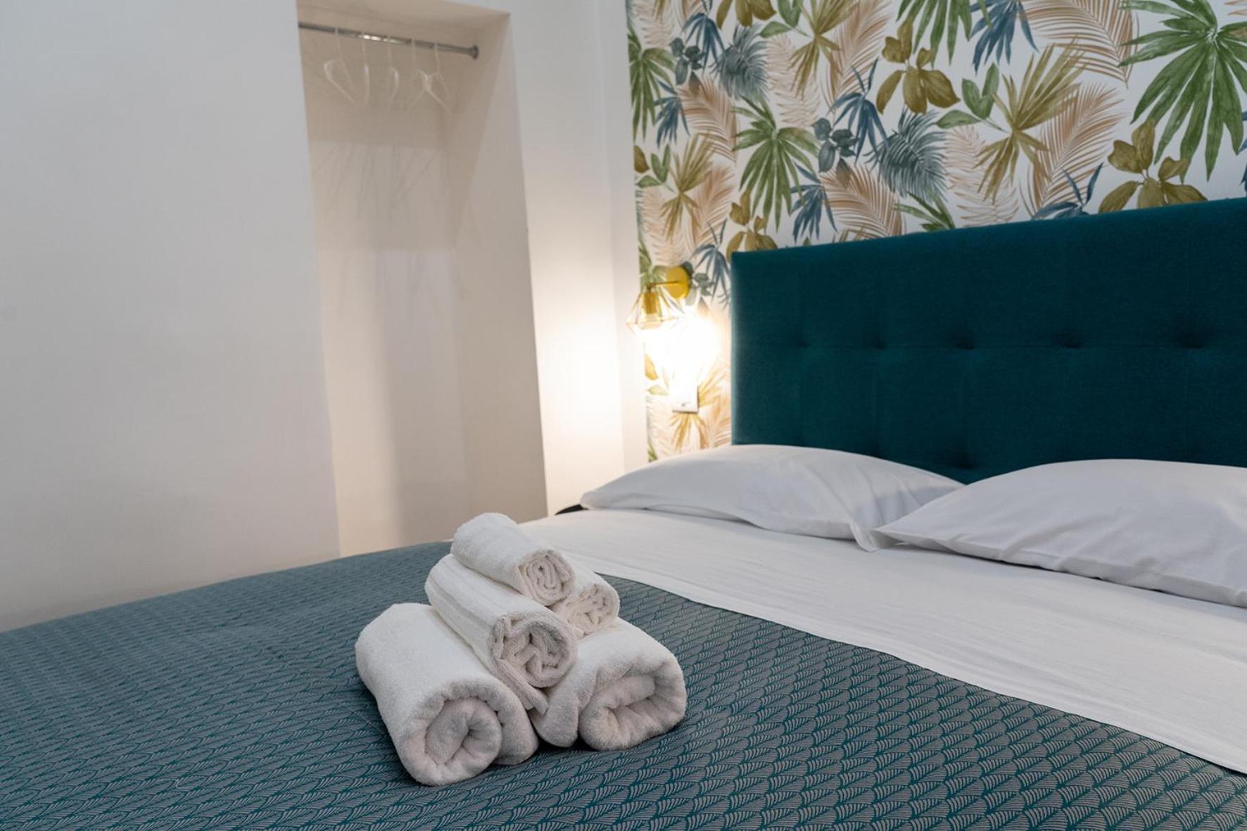 A Casa Di Edel Bed and Breakfast Napoli Eksteriør billede