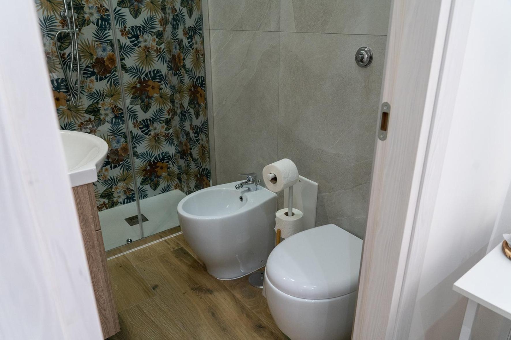 A Casa Di Edel Bed and Breakfast Napoli Eksteriør billede
